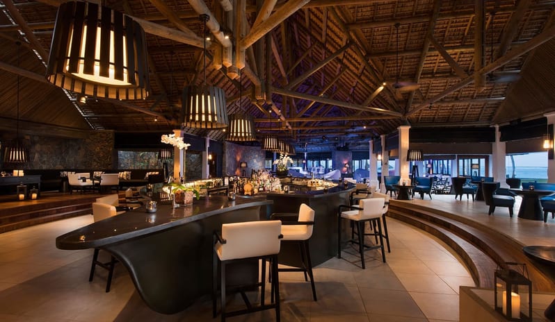 CONSTANCE BELLE MARE PLAGE RESORT - THE BAR